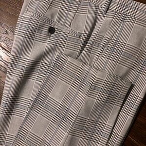 H&M gray/plaid slim fit pants.